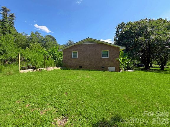 5th image of 10322 Blair Rd