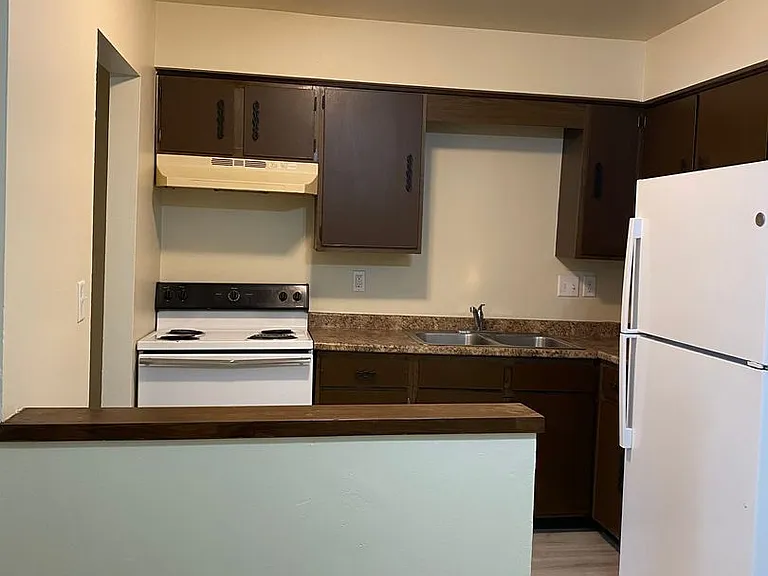 5021 Byrd Ave — Photo 3