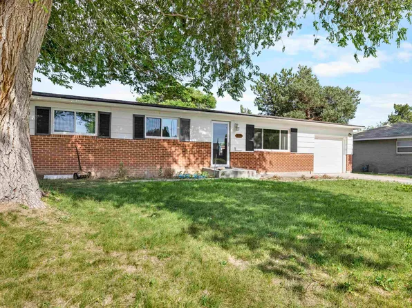 1790 N 7 E, Mountain Home, ID 83647