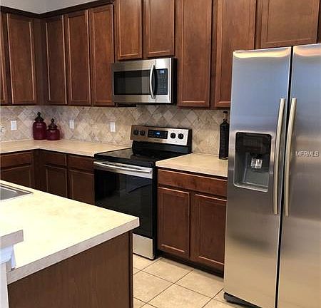 5th image of 4595 Sandhurst St