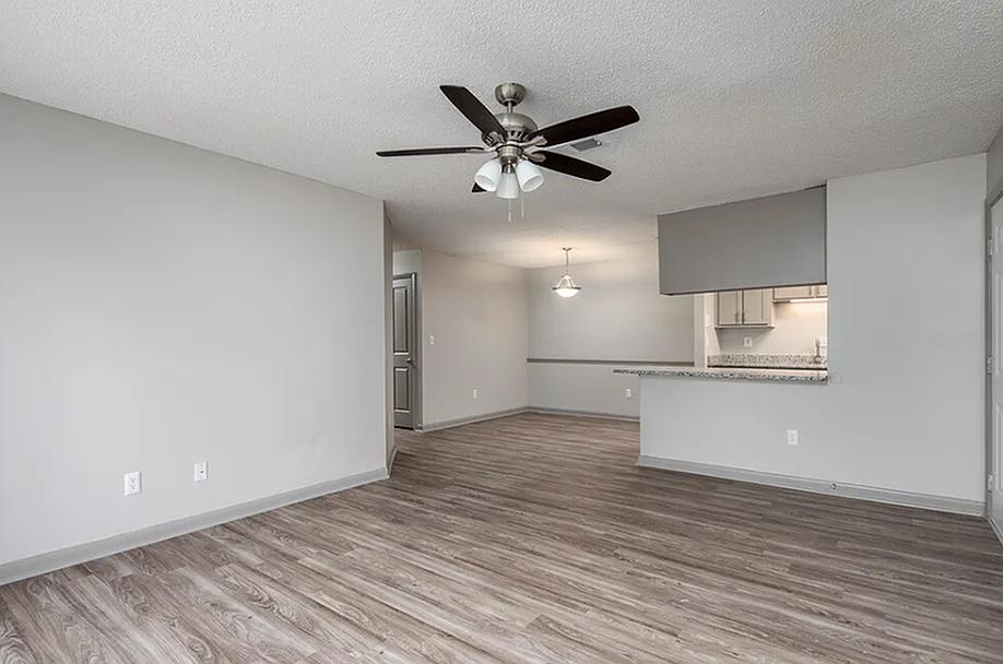 Magnolia Pointe at Madison — Photo 3
