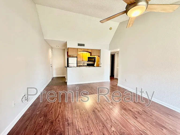2500 Winding Creek Blvd #H202 — Photo 7