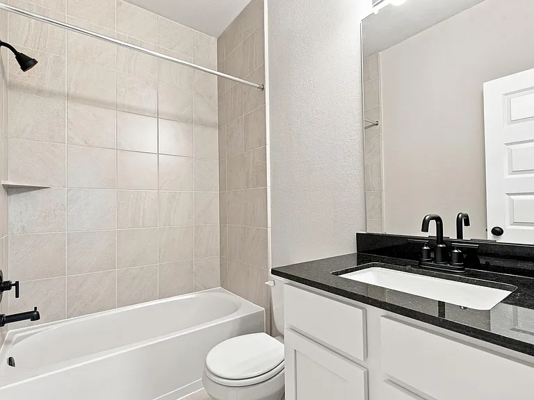 18518 Karlynn St — Photo 16