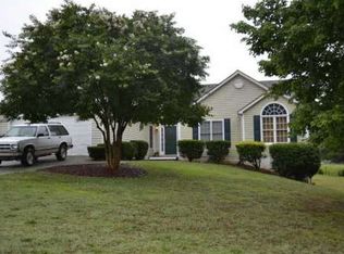 4933 Martin Farms Dr, Powder Springs, GA 30127