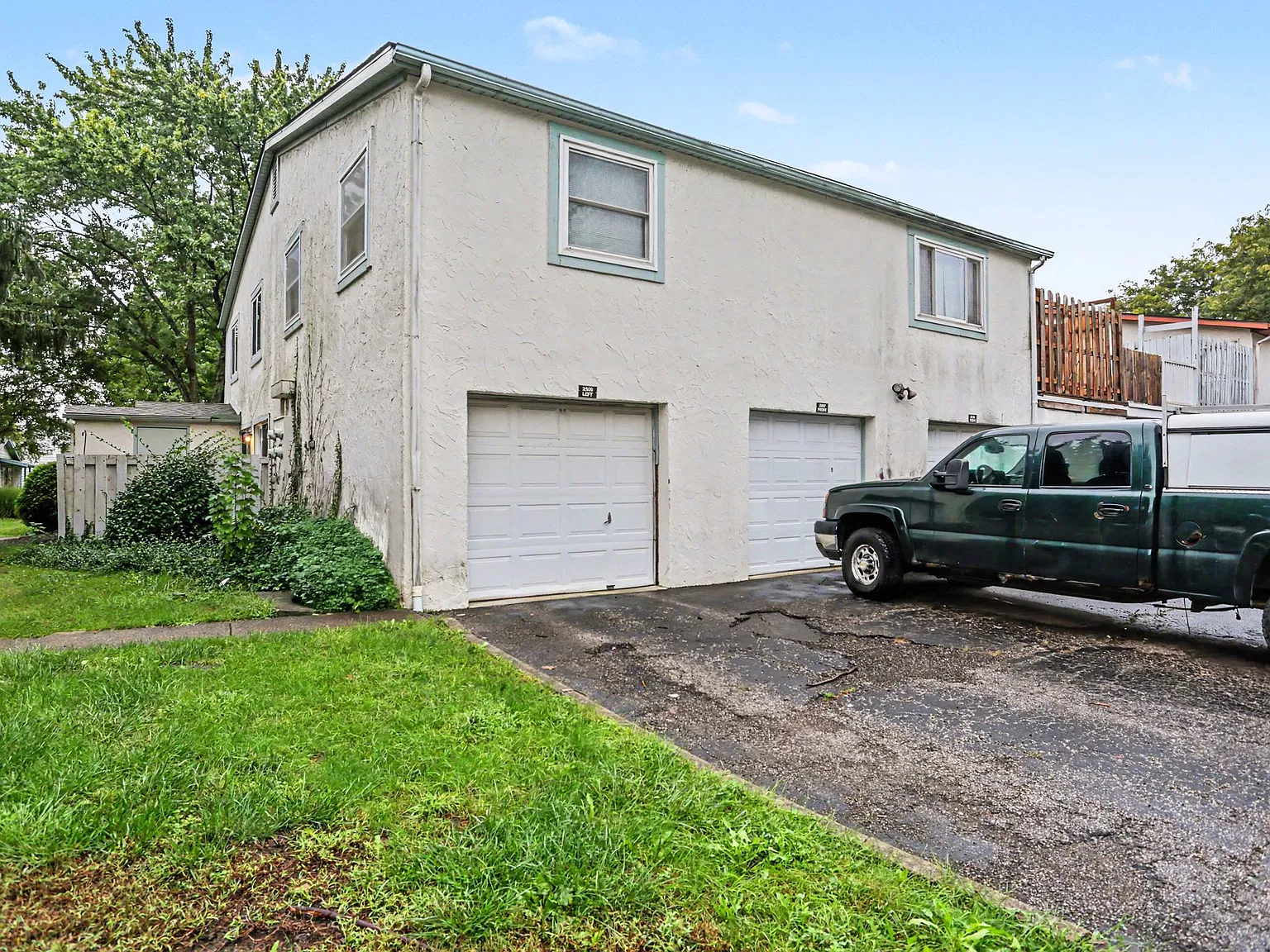 2 bed, 960 sqft, $1,300 — Photo 3