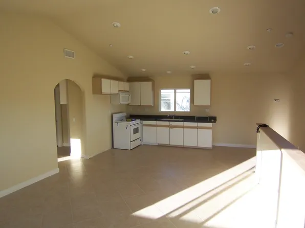 8908 Nelson Way #A, Escondido, CA 92026
