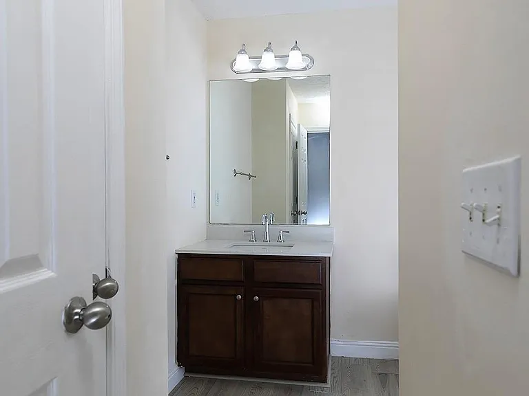 16 Huntcliff Dr — Photo 20
