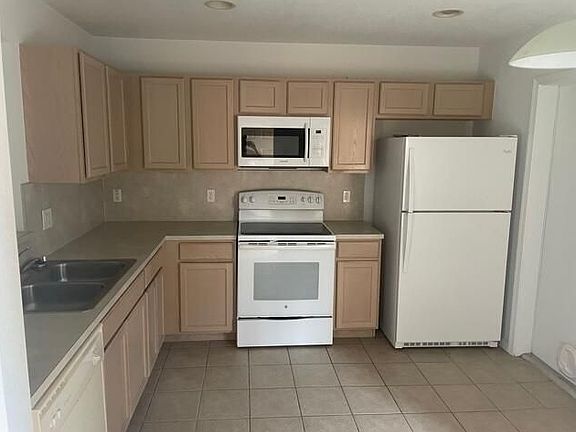 4th image of 6141 United St