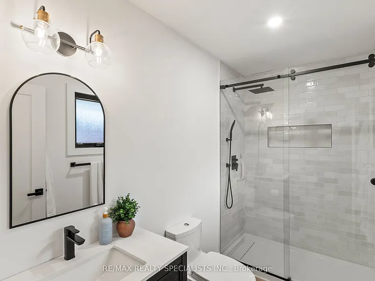 87 Cedar Dr — Photo 38