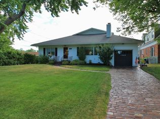 1069 Eggert Rd, Amherst, NY 14226