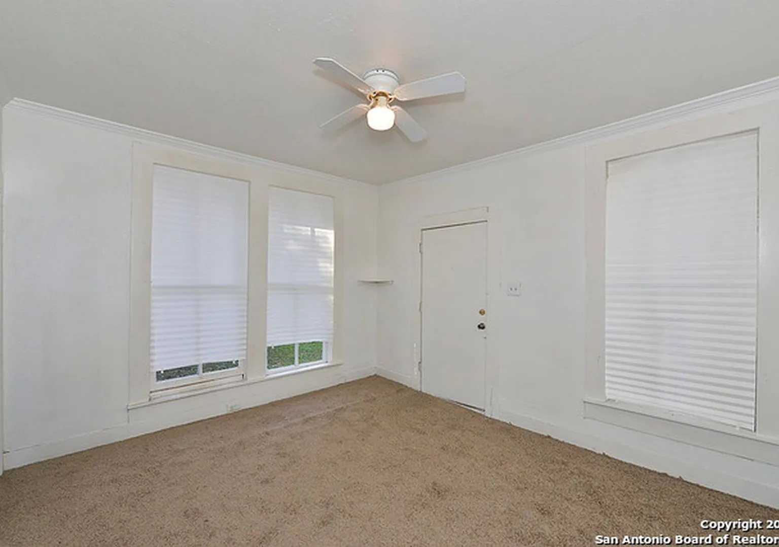113 S Olive — Photo 3