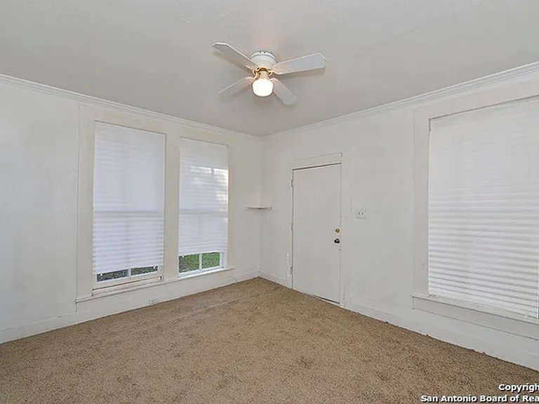 113 S Olive — Photo 11
