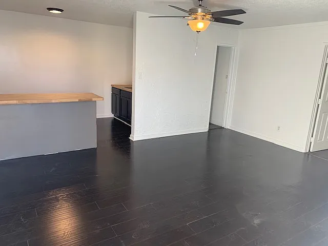 3 bed, 1200 sqft, $3,500 — Photo 4
