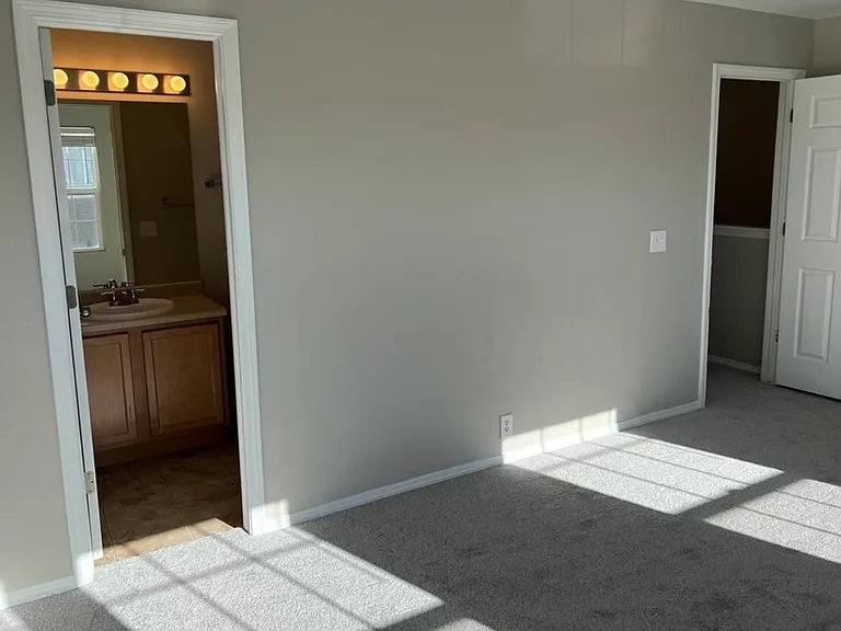 7263 Countryside Grv — Photo 13