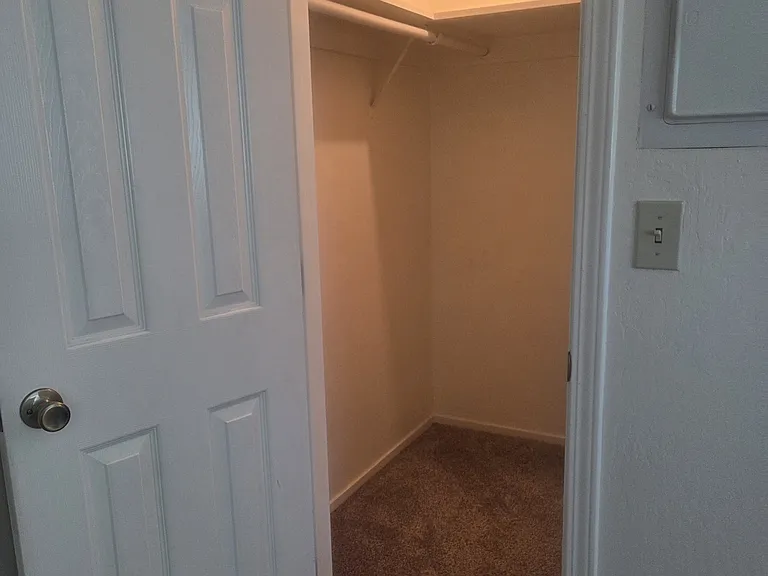 415 S 8th St #6 — Photo 4