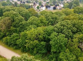 Woodmere Dr, Wooster, OH