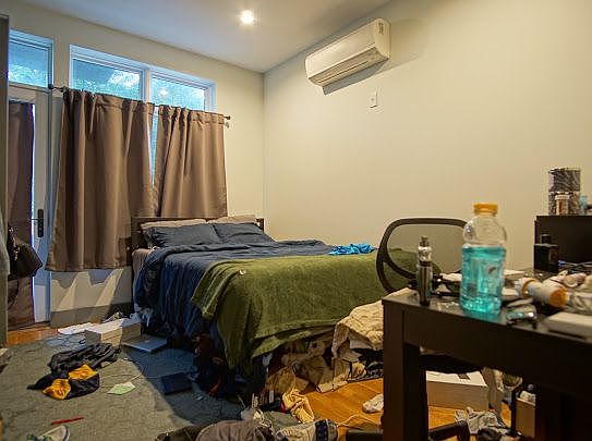 5th image of 27 Woodbine St #2R