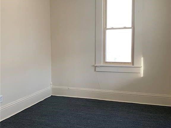 2nd image of 315 Yale St
