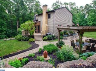 124 Berry Ln, Mohnton, PA 19540