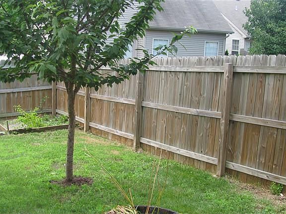 4th image of 616 Havana Ct
