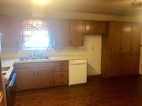 4th image of 4947 S Lake Park Dr