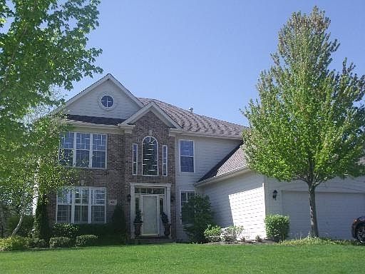 1st image of 933 W Aspen Ct