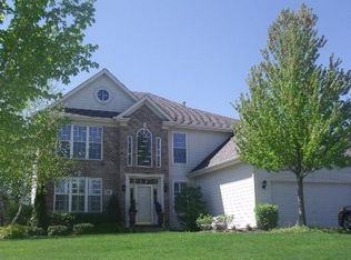 933 W Aspen Ct, Palatine, IL 60067