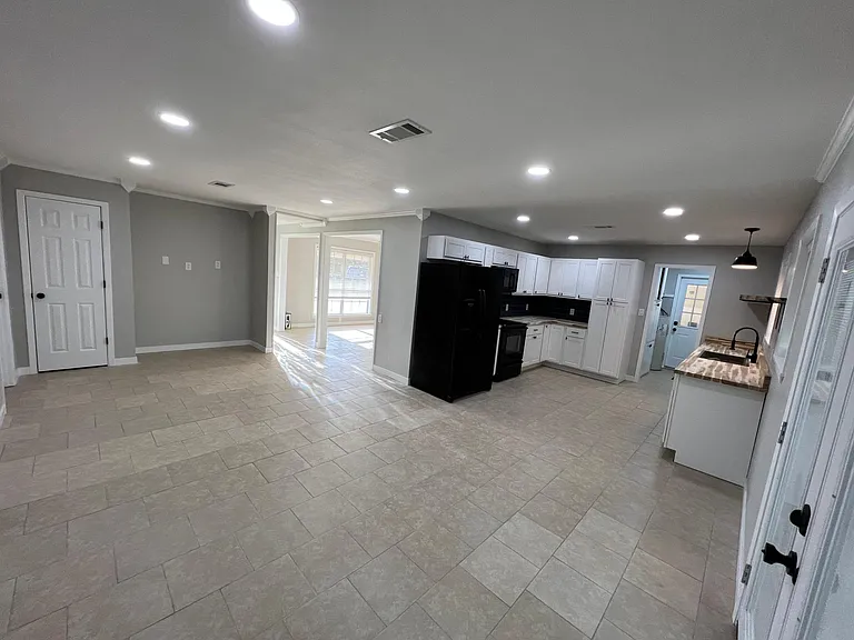117 Rosine St — Photo 8