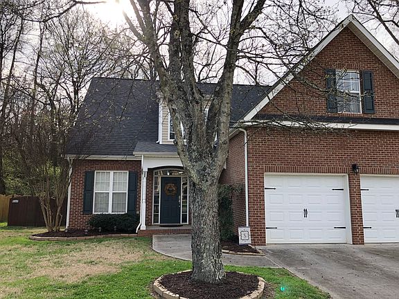 2nd image of 10905 Parkgate Ln