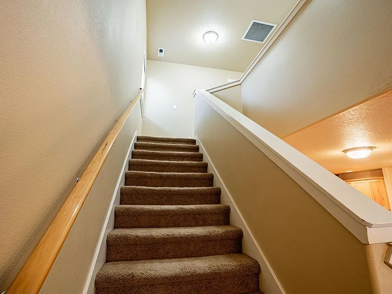 20487 Brentwood Ave — Photo 19