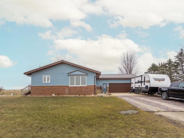 13307 Butler Rd, Cedar Falls, IA 50613