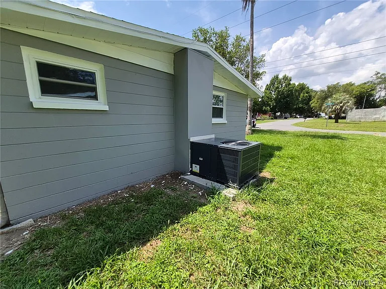 27 E Lemon St — Photo 21