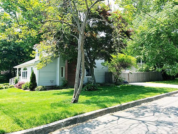 5th image of 45 Helen Ave