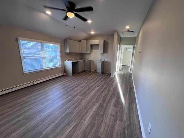 441 Manville Rd APT 4