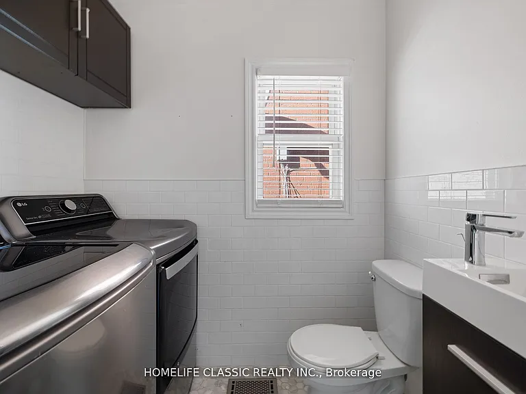 54 S Woodrow Blvd — Photo 12