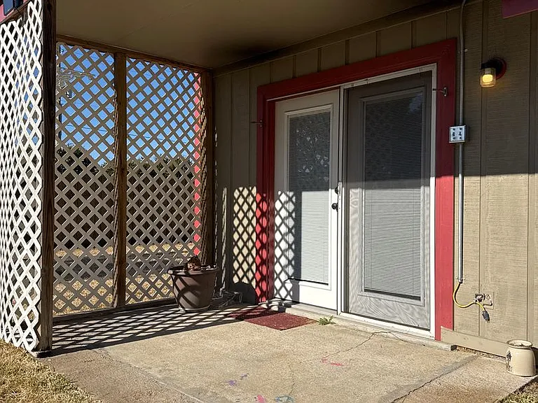100 Marlene Dr — Photo 23