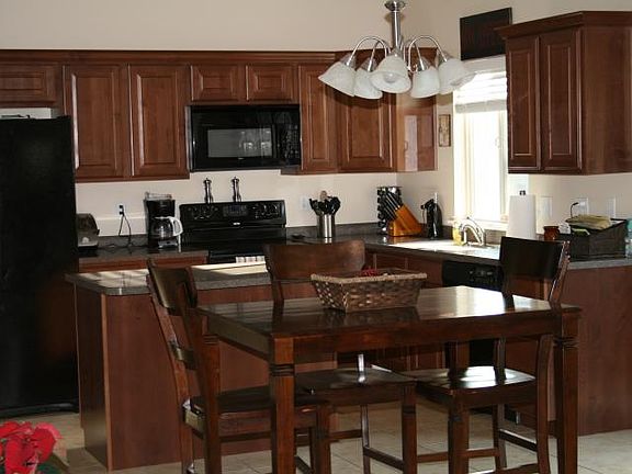 2nd image of 2509 N Elm Dr
