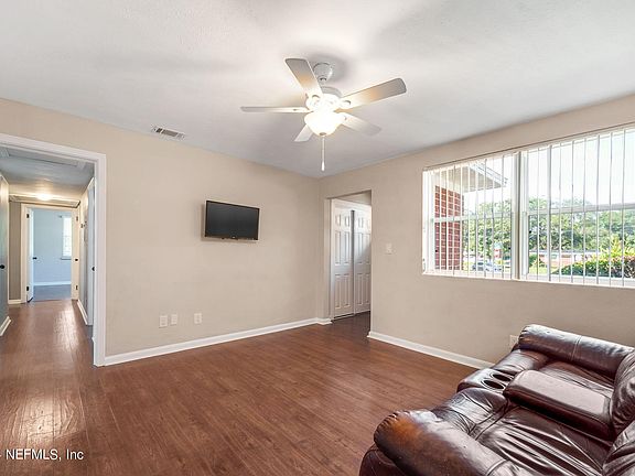 5th image of 2503 RED OAK Drive
