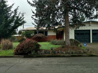 1710 Lake Dr, Eugene, OR 97404