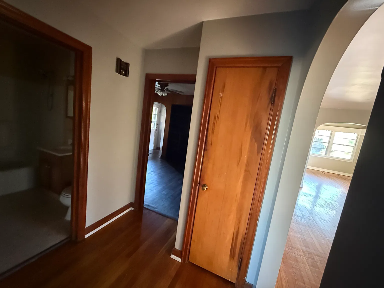 4 bed, 2272 sqft, $1,350 — Photo 4