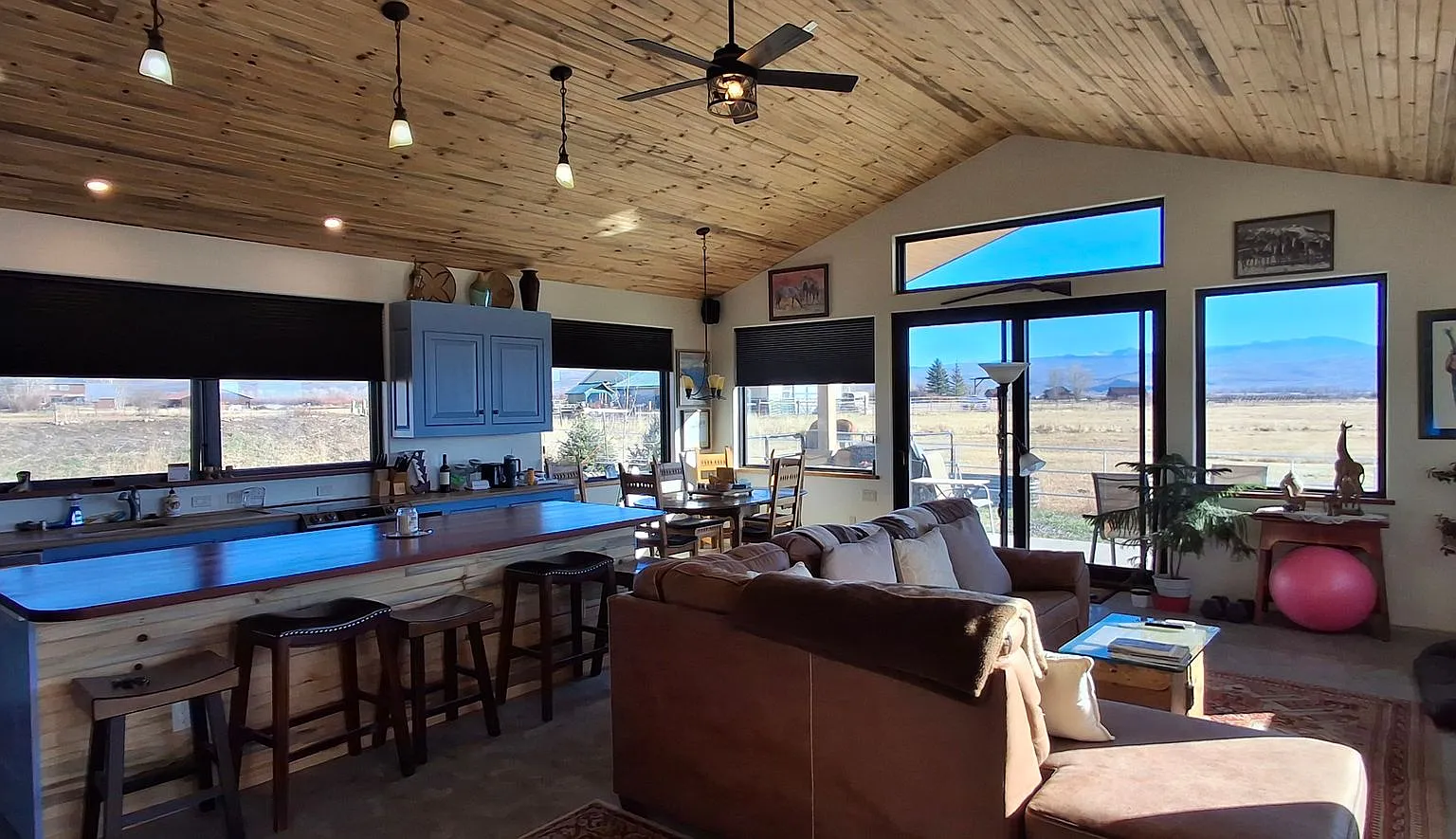 Winter Rental - December 1 through the middle of May — Photo 2