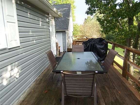 5th image of 273 Westwood Way