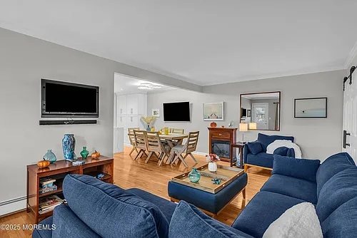 149 Wharfside Dr Photo 1