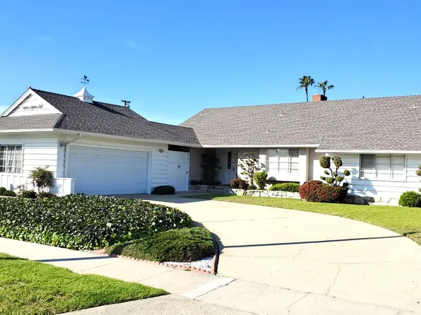 5877 S Chariton Ave, Los Angeles, CA 90056