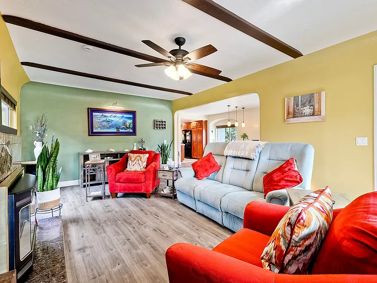 4430 Cape May Ave — Photo 5