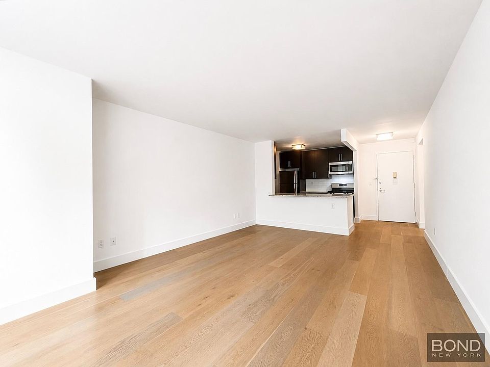 2nd image of 116 Franklin St #4D