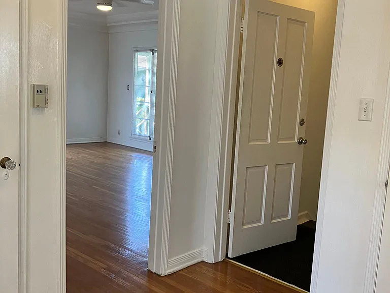 442 N Spaulding Ave #442 — Photo 20