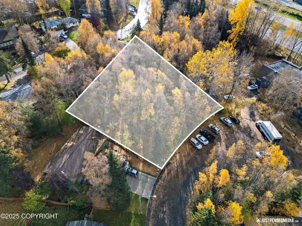 0 Rhone Cir, Anchorage, AK 99508