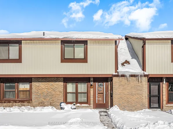 6650 Falconer Dr #19, Mississauga, ON L5N 1B5