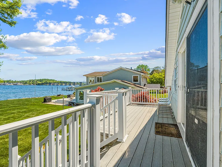 201 Edgewater Dr #B — Photo 28